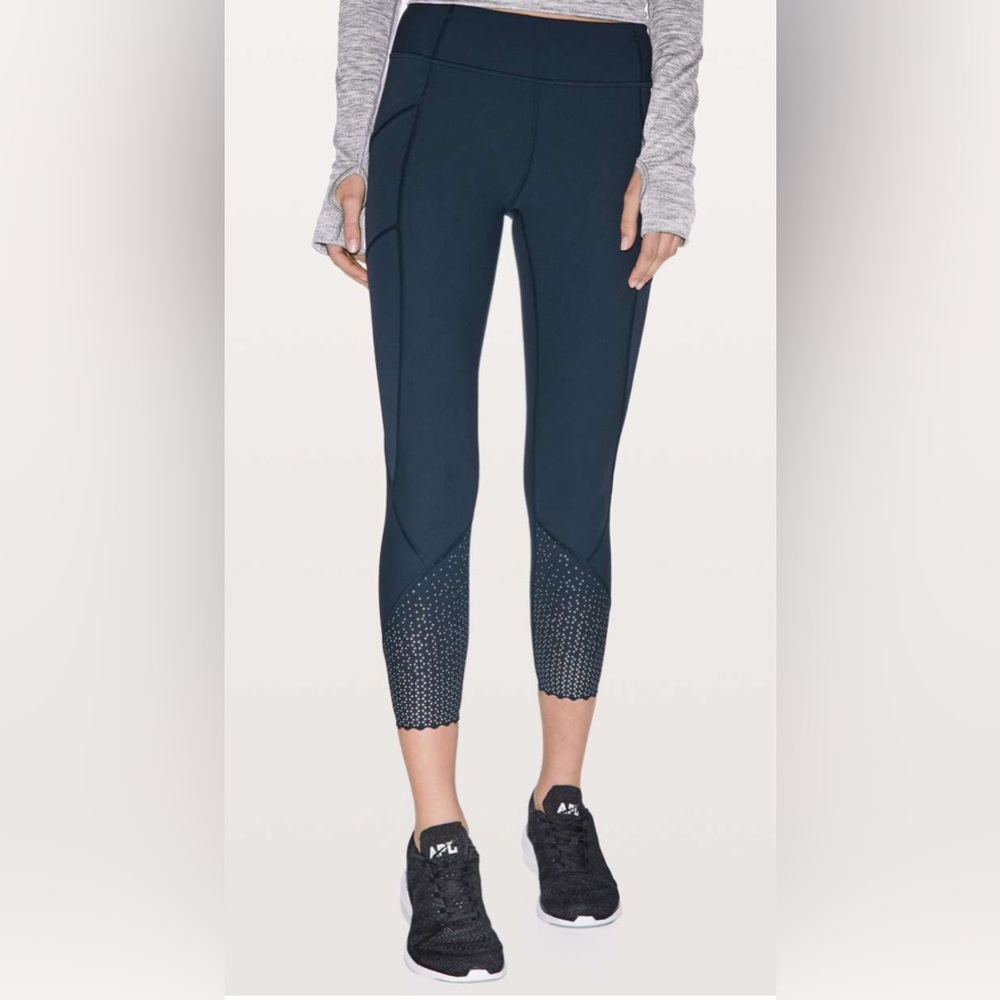 Lululemon‎ Tight Stuff leggings 25" Size 4